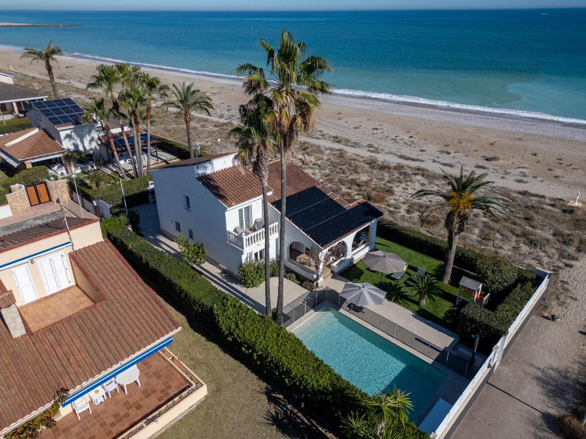 Exquisita Villa Frente Al Mar 사군토 외부 사진